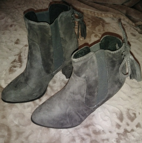 Shoes - Beautiful Suede boots 3.5"heel